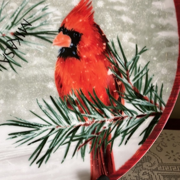 NWT MIKASA 9 inch Countryside Christmas Cardinals Portrait Plate - Picture 3 of 6